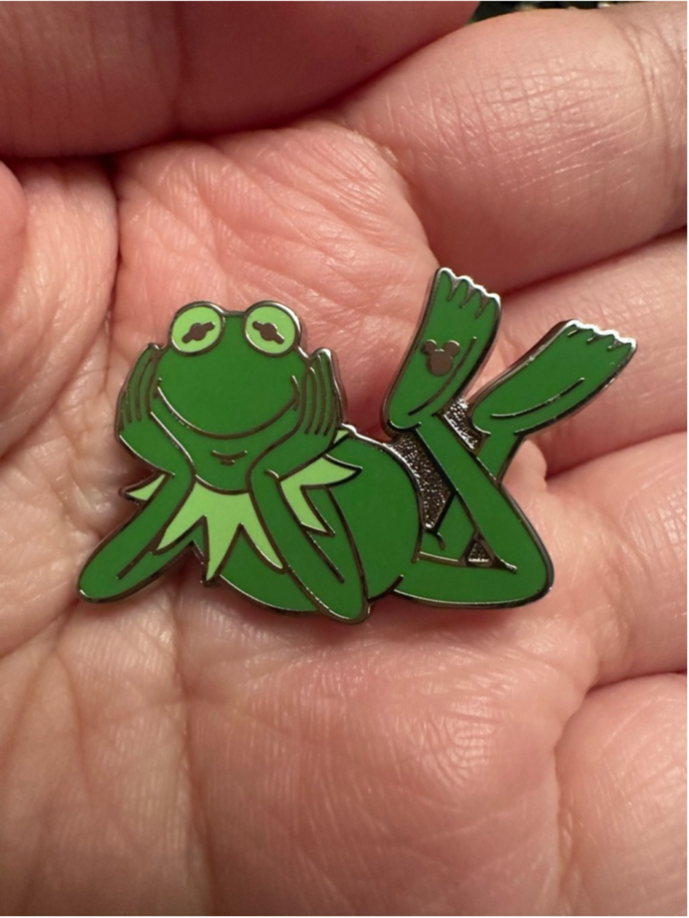 Disney Hidden Mickey Kermit The Frog Pin WDW Wave B Green Color Story 2025